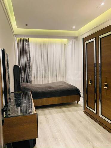 Satılır 3 otaqlı yeni tikili 132 m², 8-ci mikrorayon q., photo 12 from 21