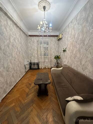 Сдаётся 3-комн. вторичка 90 м², м. Нариман Нариманов, photo 1 from 11