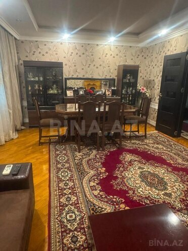 Satılır 4 otaqlı köhnə tikili 120 m², 6-cı mikrorayon q., photo 3 from 19