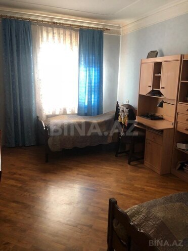 Satılır 4 otaqlı köhnə tikili 120 m², 6-cı mikrorayon q., photo 9 from 19