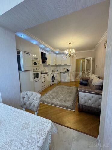 Сдается 3-комн. новостройка 130 м², м. Элмляр Академиясы, photo 13 from 17