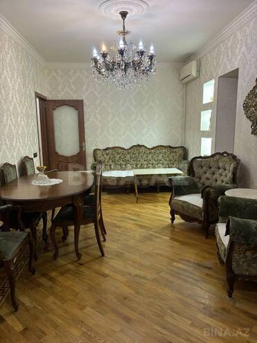Сдается 3-комн. вторичка 55 м², Бинагадинский р., photo 1 from 11
