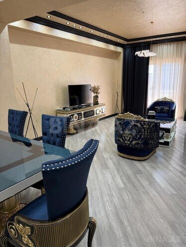 Сдаётся 3-комн. новостройка 140 м², Хатаинский р., photo 3 from 12