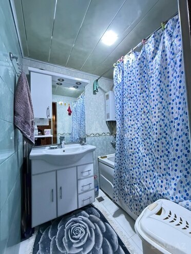Satılır 3 otaqlı köhnə tikili 85 m², 8 Noyabr m., photo 17 from 18