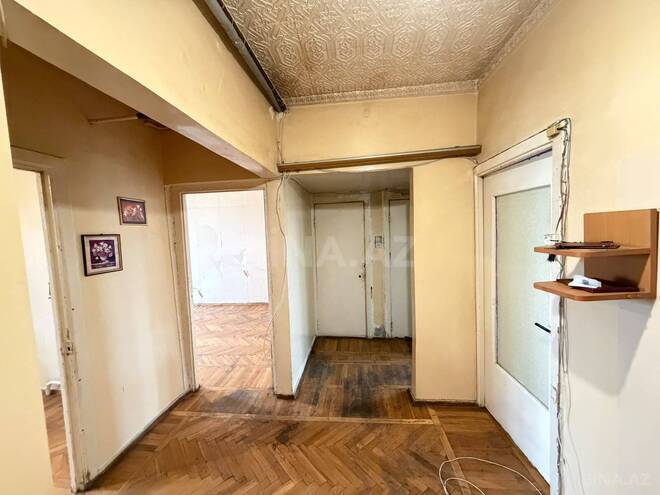 Продаётся 3-комн. вторичка 80 м², м. Нефтчиляр, photo 13 from 17