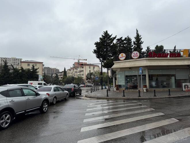 Продаётся 3-комн. вторичка 80 м², м. Нефтчиляр, photo 1 from 17