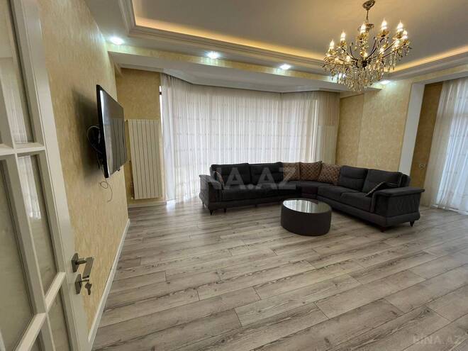 Сдаётся 3-комн. новостройка 140 м², м. 8 ноября, photo 5 from 15