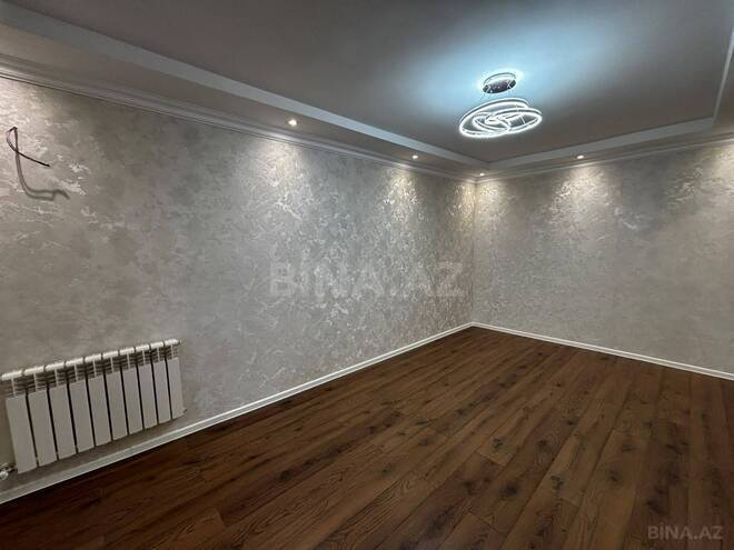 Продается 2-комн. вторичка 36 м², м. Кара Караев, photo 3 from 12
