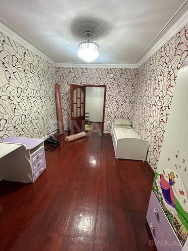 Сдаётся 3-комн. вторичка 100 м², м. Кара Караев, photo 6 from 10