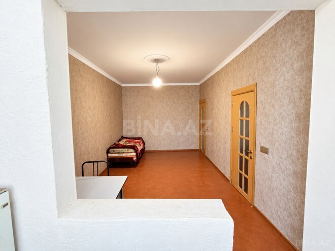 Продаётся 2-комн. вторичка 41 м², м. Азадлыг проспекти, photo 3 from 9