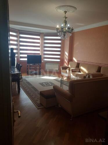 Сдается 2-комн. новостройка 100 м², м. Элмляр Академиясы, photo 1 from 18