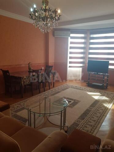 Сдается 2-комн. новостройка 100 м², м. Элмляр Академиясы, photo 3 from 18