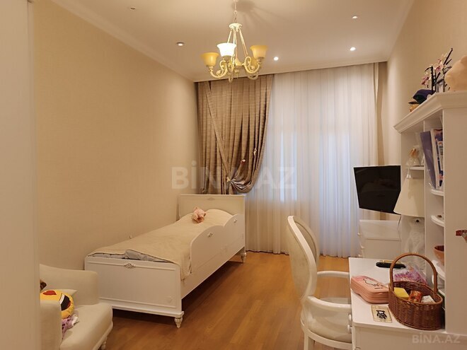 Продается 4-комн. новостройка 210 м², м. Низами, photo 13 from 29