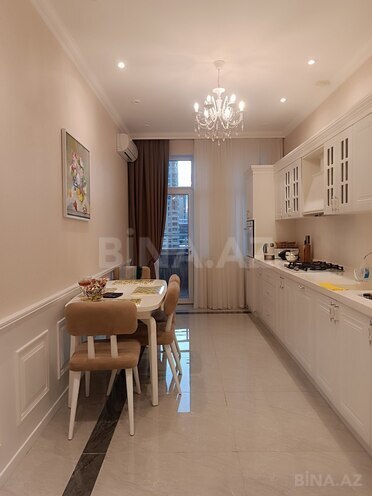 Продается 4-комн. новостройка 210 м², м. Низами, photo 26 from 29