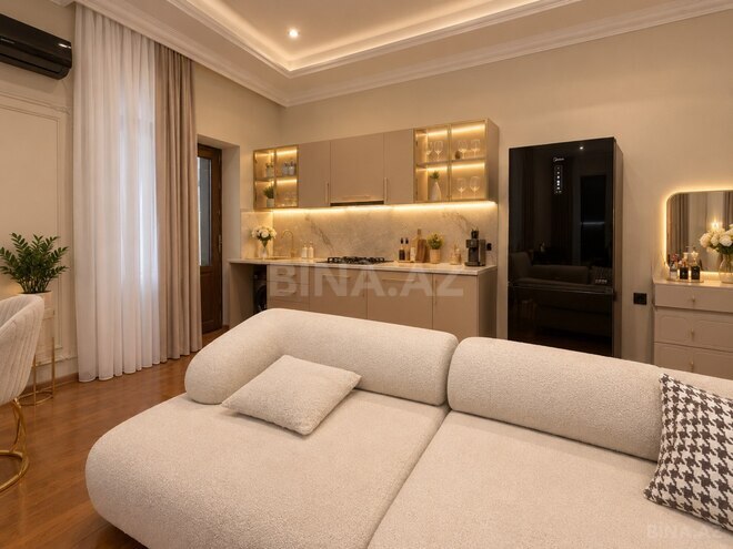 İcarəyə verilir 3 otaqlı köhnə tikili 135 m², Bayıl q., photo 3 from 31
