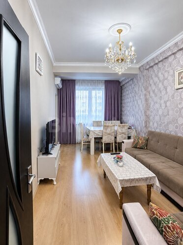 Продается 2-комн. новостройка 58 м², м. Гянджлик, photo 1 from 11
