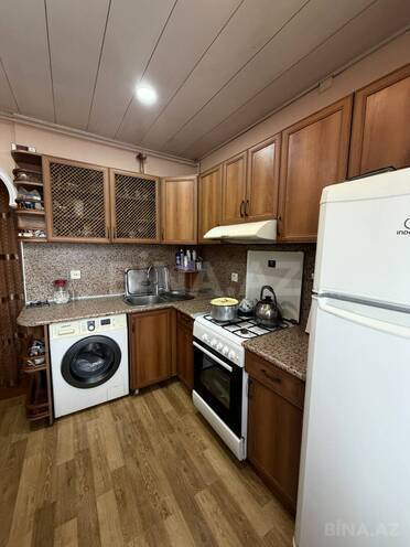 Продаётся 3-комн. вторичка 75 м², м. Ази Асланов, photo 5 from 9