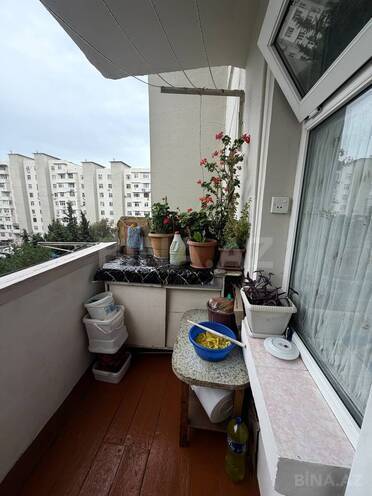 Продаётся 3-комн. вторичка 75 м², м. Ази Асланов, photo 8 from 9