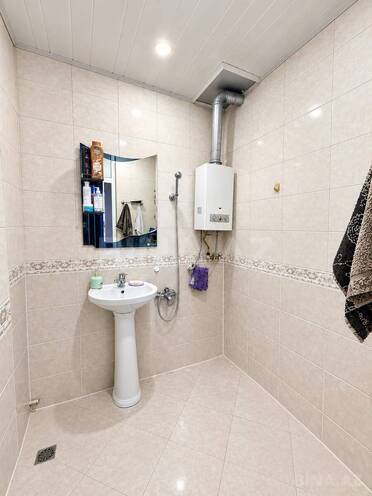 Продаётся 3-комн. вторичка 75 м², м. Ази Асланов, photo 6 from 9