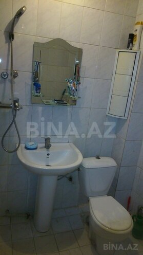Продается 3-комн. вторичка 48 м², м. Ази Асланов, photo 12 from 15
