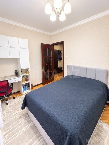 Продается 3-комн. вторичка 65 м², м. Элмляр Академиясы, photo 10 from 20