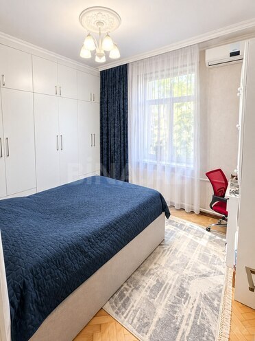 Продается 3-комн. вторичка 65 м², м. Элмляр Академиясы, photo 11 from 20