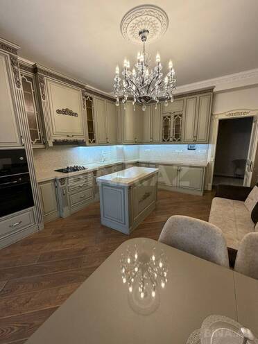Продается 4-комн. новостройка 170 м², Хатаинский р., photo 16 from 31