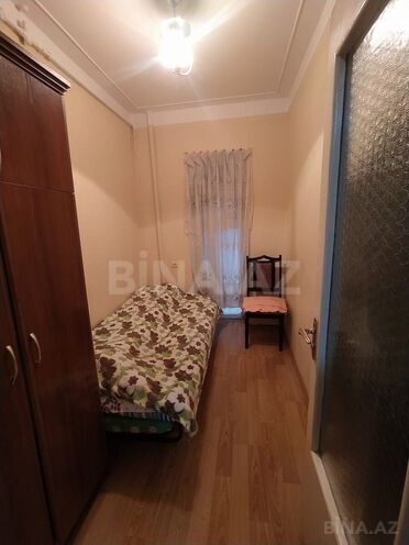 Satılır 2 otaqlı köhnə tikili 45 m², Xalqlar Dostluğu m., photo 4 from 10