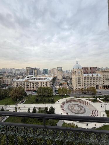 Satılır 4 otaqlı yeni tikili 246 m², Nizami m., photo 14 from 17