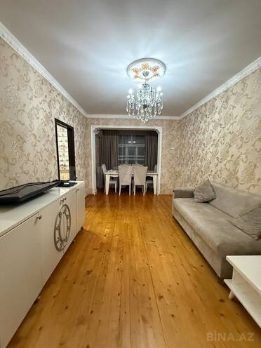 Satılır 2 otaqlı köhnə tikili 55 m², Memar Əcəmi m., photo 3 from 11