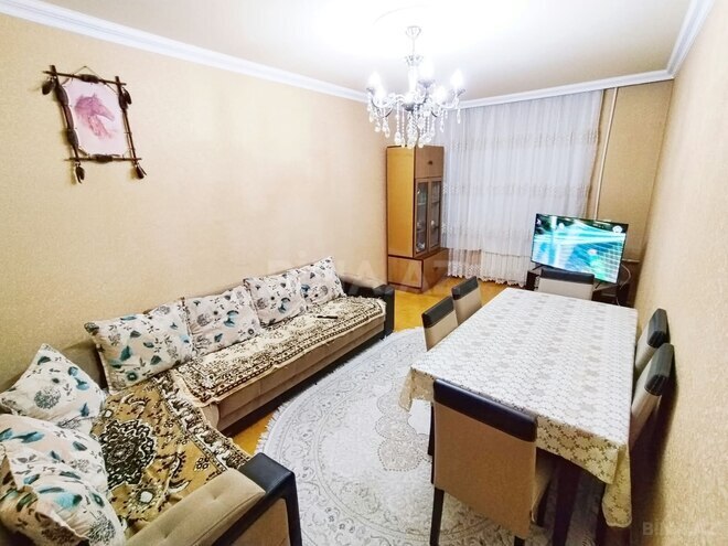 Продается 3-комн. вторичка 85 м², Хатаинский р., photo 1 from 16