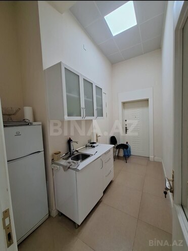 Сдаётся 3-комн. офис 230 м², м. Нариман Нариманов, photo 9 from 13