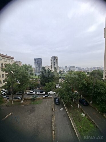 Продаётся 2-комн. вторичка 55 м², м. Низами, photo 6 from 22