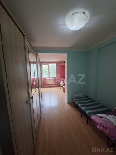 Продаётся 2-комн. вторичка 55 м², м. Низами, photo 17 from 22