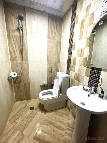 Сдается 3-комн. новостройка 120 м², м. Нефтчиляр, photo 15 from 21