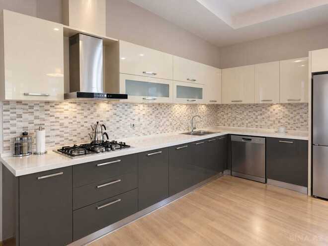 Satılır 7 otaqlı həyət evi/bağ evi 320 m², Novxanı q., photo 11 from 18