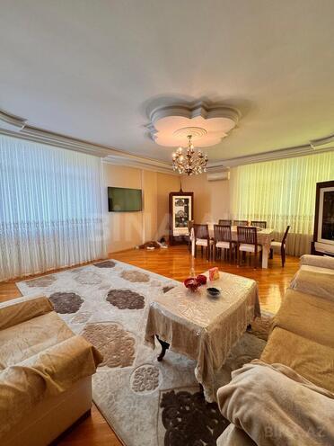 Продается 3-комн. новостройка 140 м², м. Гянджлик, photo 1 from 32