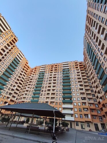 Продаётся 3-комн. новостройка 124 м², м. Халглар Достлугу, photo 1 from 15