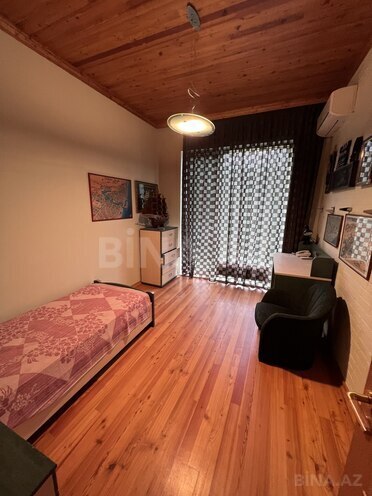 Satılır 8 otaqlı həyət evi/bağ evi 450 m², Sahil q., photo 22 from 31
