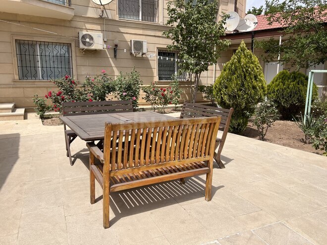 Satılır 8 otaqlı həyət evi/bağ evi 450 m², Sahil q., photo 18 from 31