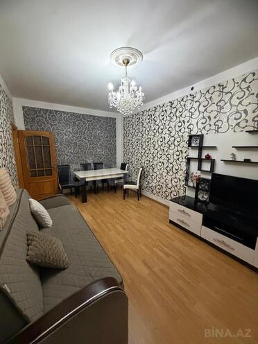Satılır 2 otaqlı köhnə tikili 65 m², Xalqlar Dostluğu m., photo 11 from 17