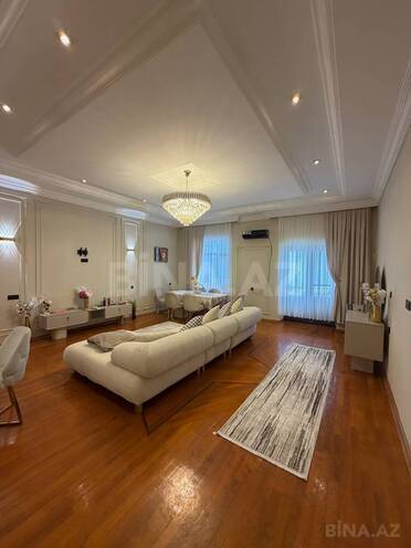 İcarəyə verilir 3 otaqlı köhnə tikili 135 m², Bayıl q., photo 1 from 32