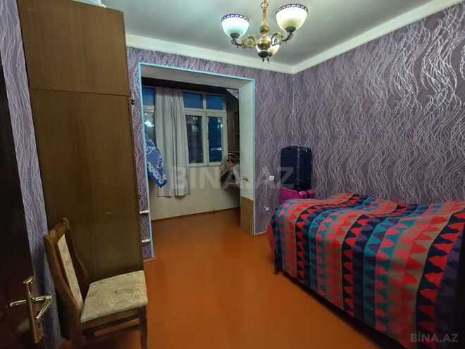 Продаётся 3-комн. вторичка 80 м², м. Ази Асланов, photo 4 from 13