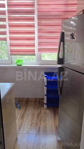 Сдаётся 3-комн. вторичка 70 м², м. Нефтчиляр, photo 7 from 11