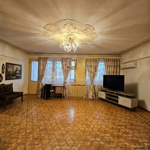 İcarəyə verilir 2 otaqlı köhnə tikili 70 m², Şah İsmayıl Xətai m., photo 4 from 13