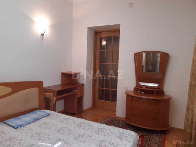 Продается 4-комн. вторичка 106 м², м. Низами, photo 5 from 31
