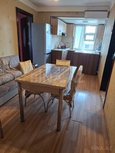 Сдаётся 2-комн. вторичка 50 м², м. Иншаатчылар, photo 1 from 10