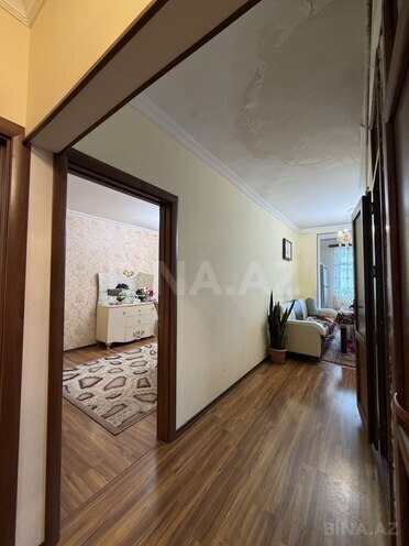 Satılır 3 otaqlı köhnə tikili 95 m², Bakıxanov q., photo 7 from 20