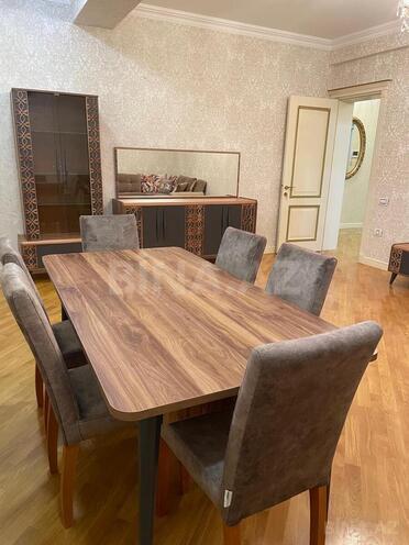 Сдается 3-комн. новостройка 135 м², м. Гянджлик, photo 4 from 23