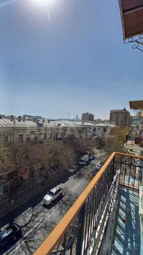 Satılır 3 otaqlı köhnə tikili 85 m², 28 May m., photo 16 from 19